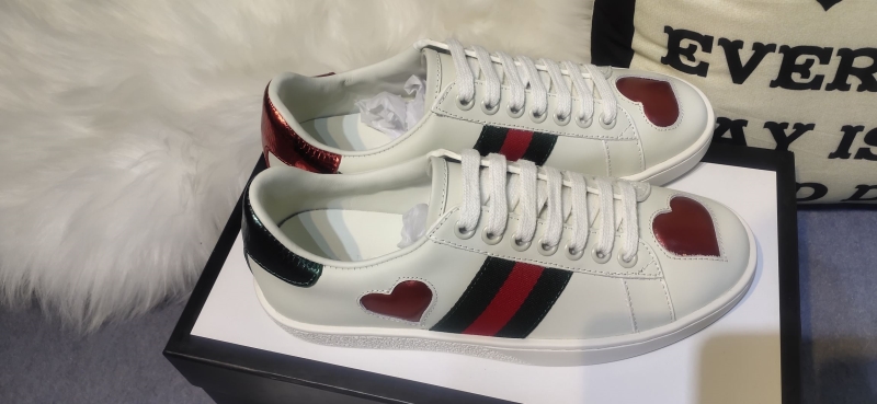 Gucci Casual Shoes